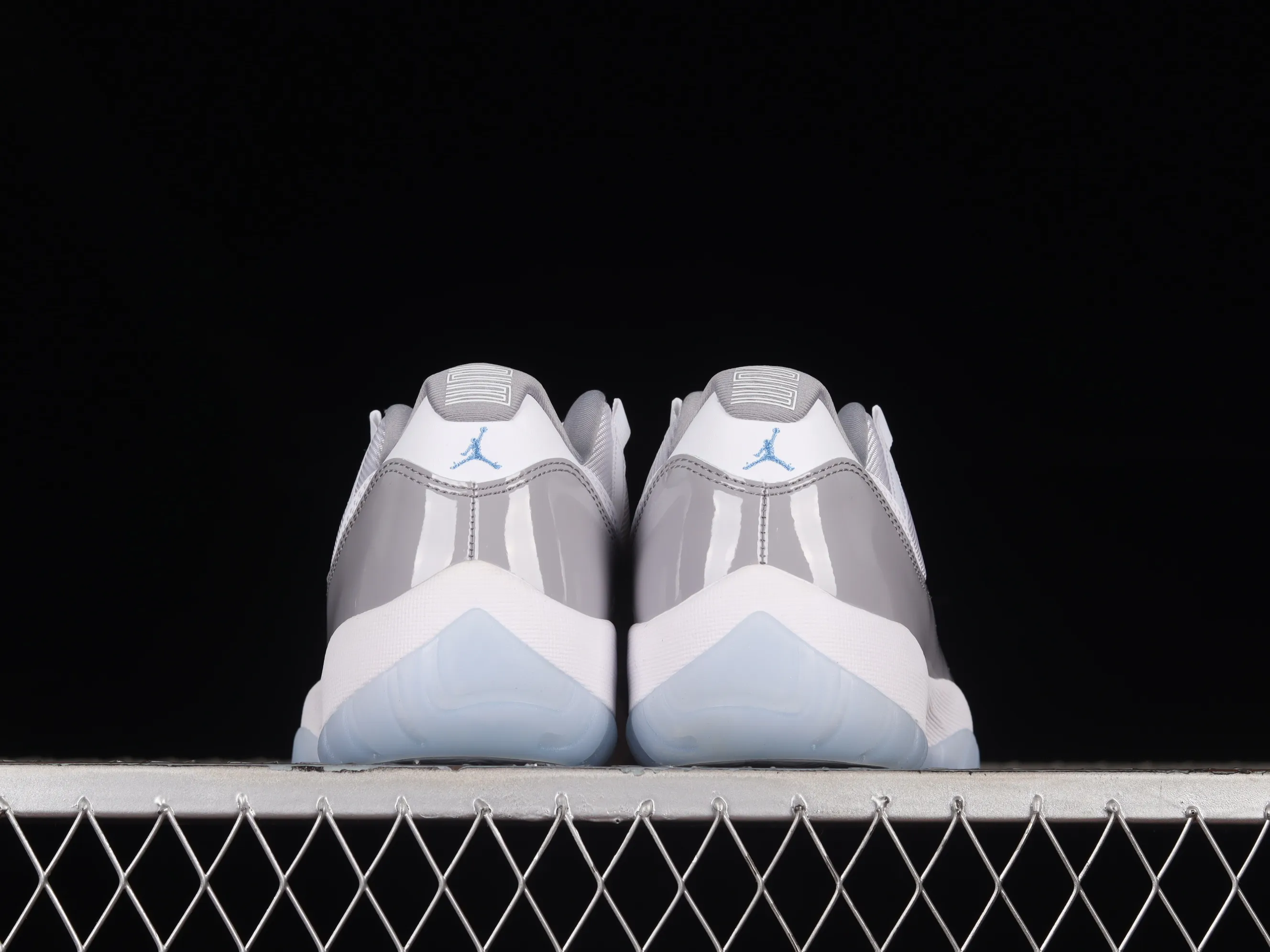 All categories Air Jordan Jordan series basketball shoes Air Jordan 11 LJR version Air Jordan 11 Low "Cement Grey" AJ11 Joe 11 cool gray low-top basketball shoes AV2187-140